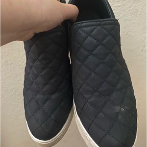 Causal Heeled Boot/Shoe